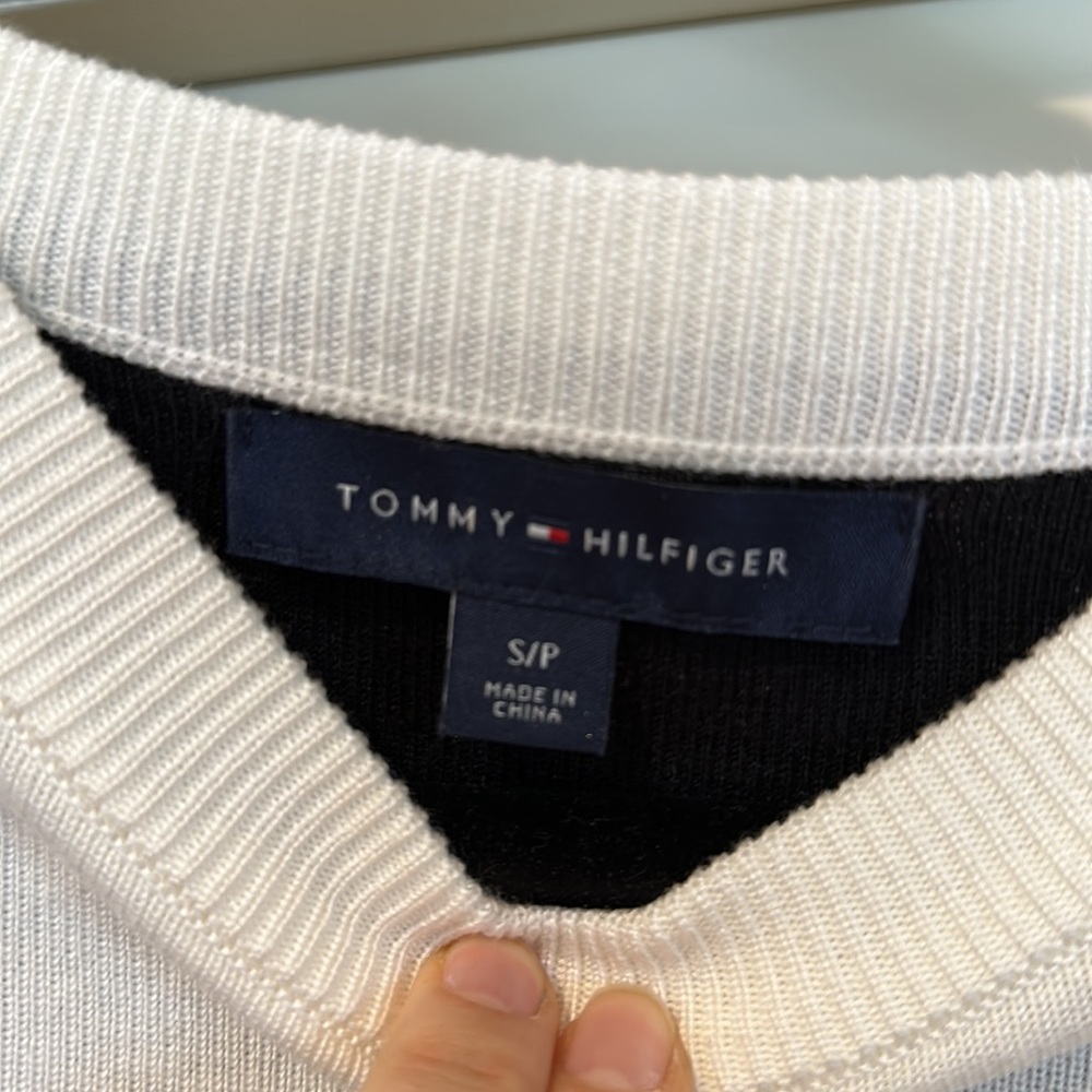 Tommy Hilfiger Sweater Dress Size SP - Picture 3 of 5